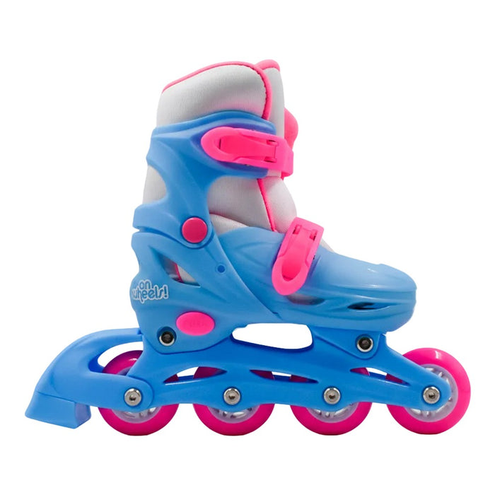Patín en línea infantil ajustable OnWheels Pastel Blue celeste y rosado, vista lateral
