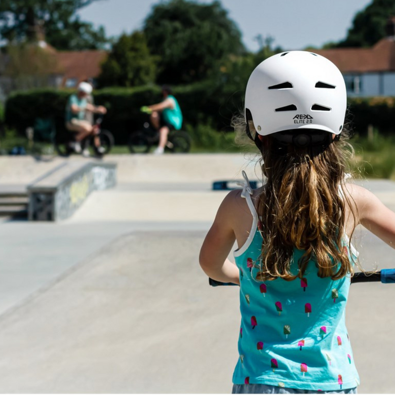 Casco Élite 2.0 Rekd Juvenil White