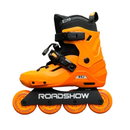 Patín freeskate RoadShow RSJ naranjo con chasis negro, vista lateral baja