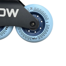 Detalle de la rueda de los patines RoadShow RSJ celeste