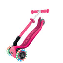 Scooter de 3 ruedas Globber Junior Plegable Lights Fuchsia mecanismo de plegado en acción