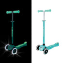 Scooter Infantil Globber 3 Ruedas con Luces LED y Glow