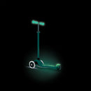 Scooter Infantil Globber 3 Ruedas con Luces LED y Glow