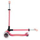 Scooter Globber Elite Glow Lights Coral Pink vista lateral con el manillar plegado