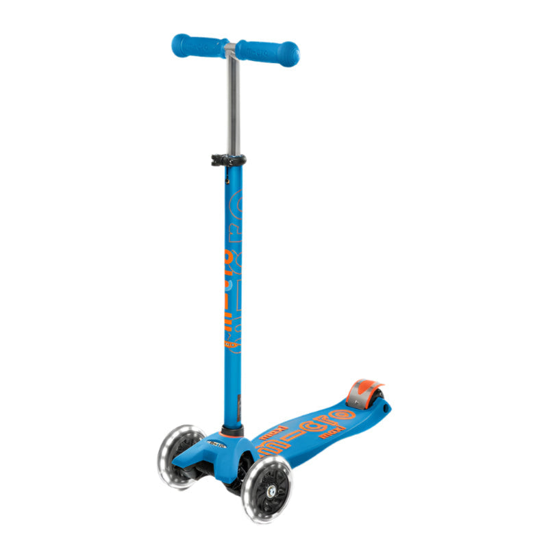 Scooter Maxi Deluxe LED Celeste