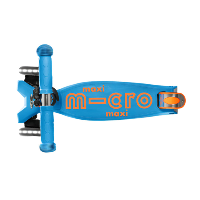 Scooter Maxi Deluxe LED Celeste