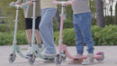 Video de niños andando en el scooter Globber Flow Foldable Junior Lights