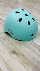 Casco Urbano Onwheels Calipso con broche magnético