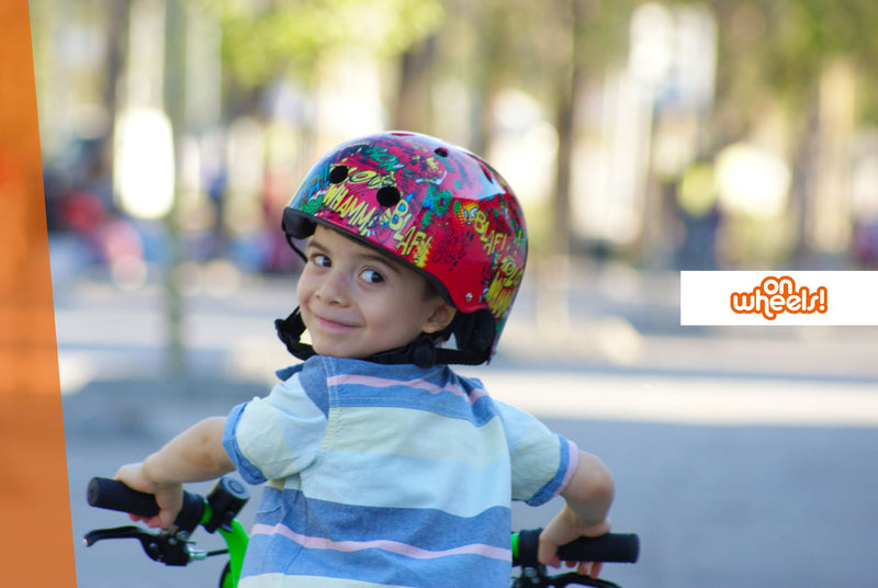 Casco Infantil con Luz Rojo OnWheels!